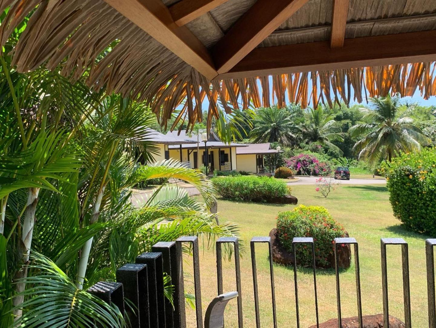Lodges Balourou Remire-Montjoly Bagian luar foto